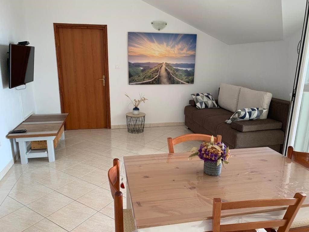Francis Appartements Pakoštane Zewnętrze zdjęcie