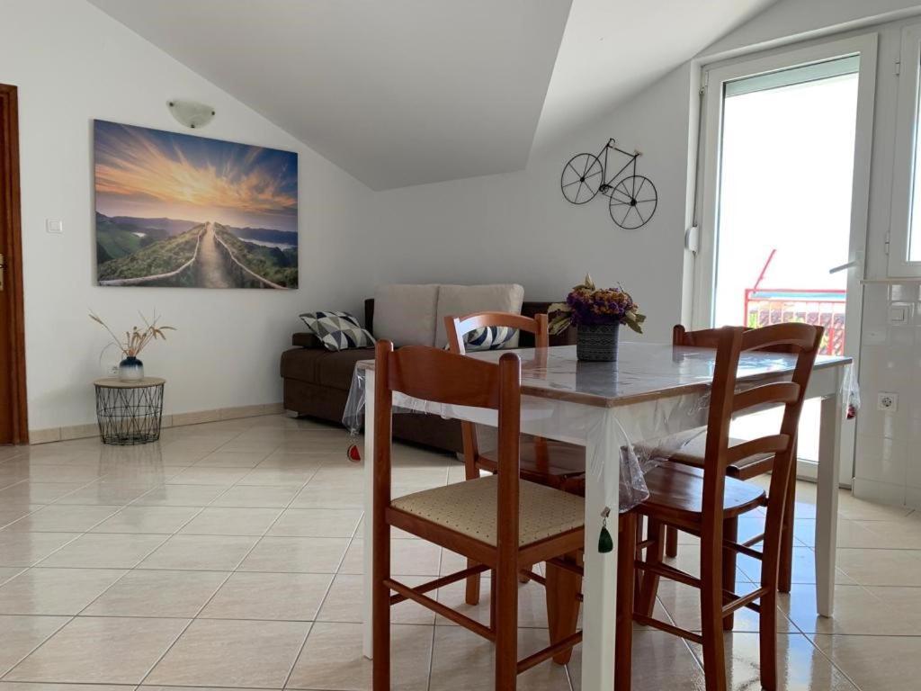 Francis Appartements Pakoštane Zewnętrze zdjęcie