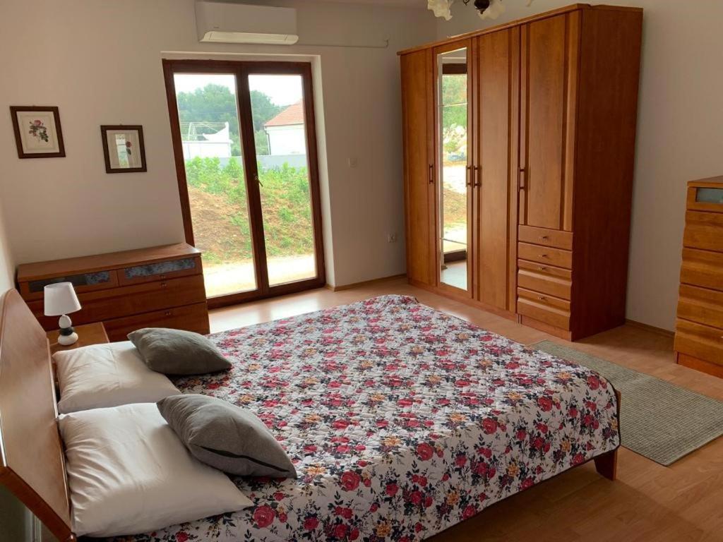 Francis Appartements Pakoštane Zewnętrze zdjęcie
